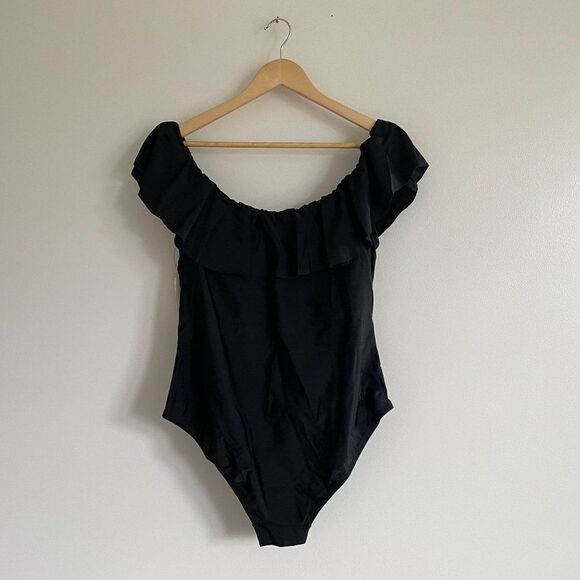 Kona Sol Swimsuit Off The Shoulder Ruffled One Piece Black Plus 20W - Picture 4 of 11
